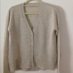 Heathered light gray cashmere cardigan